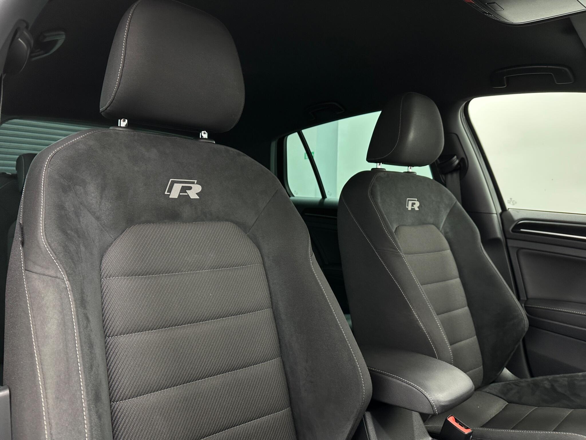 Volkswagen Golf view 34