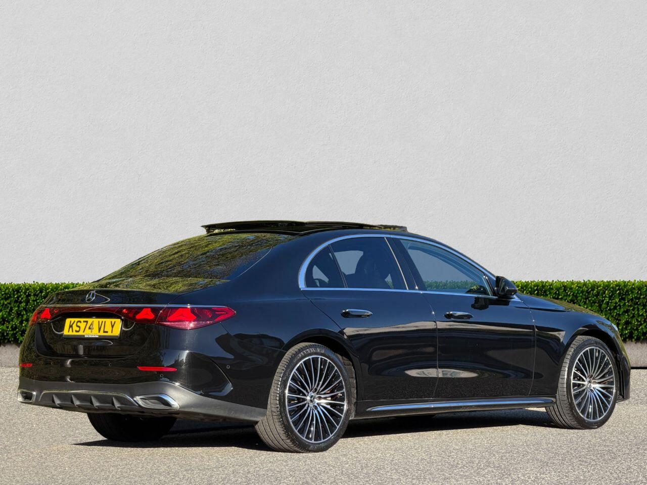 Mercedes-Benz E-Class view 7