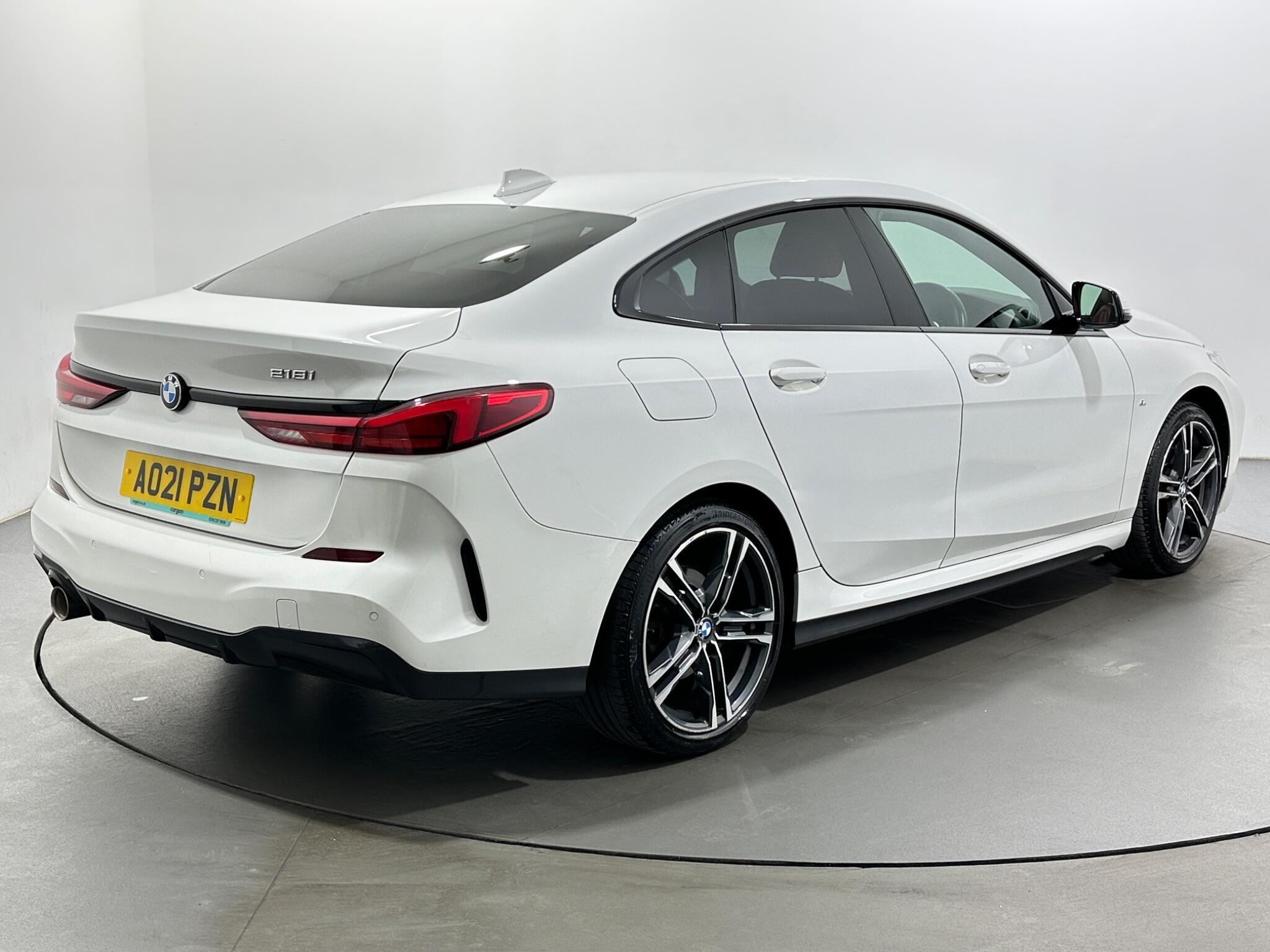 BMW 2 Series view 8