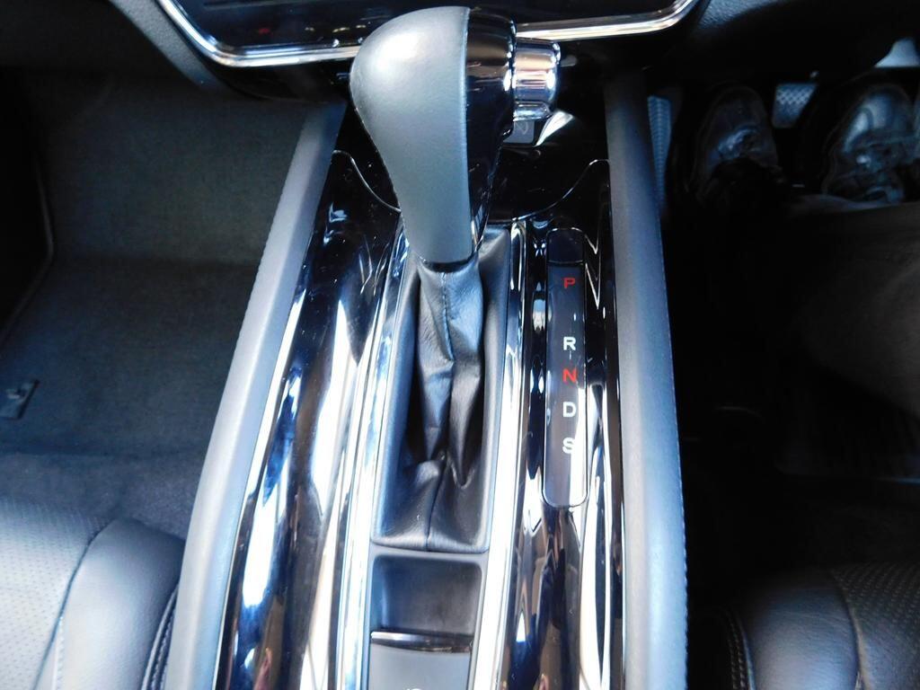 HR-V