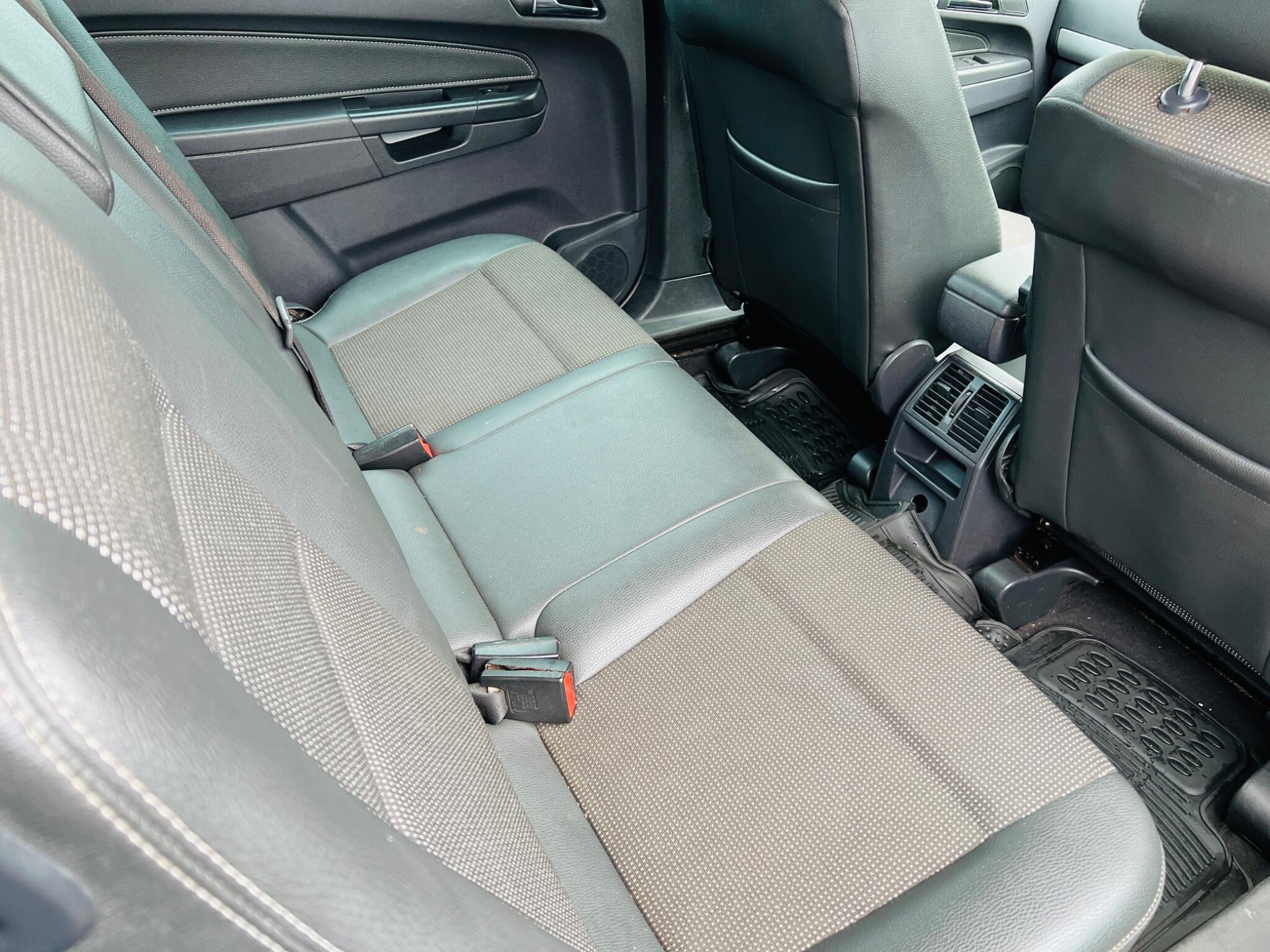 2010 Vauxhall Zafira image 24