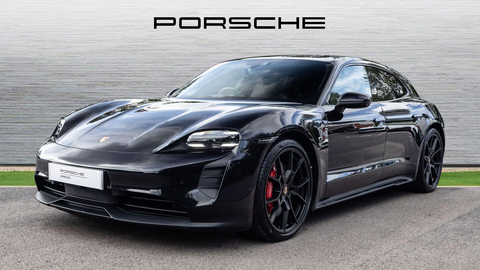 Porsche Taycan view 38
