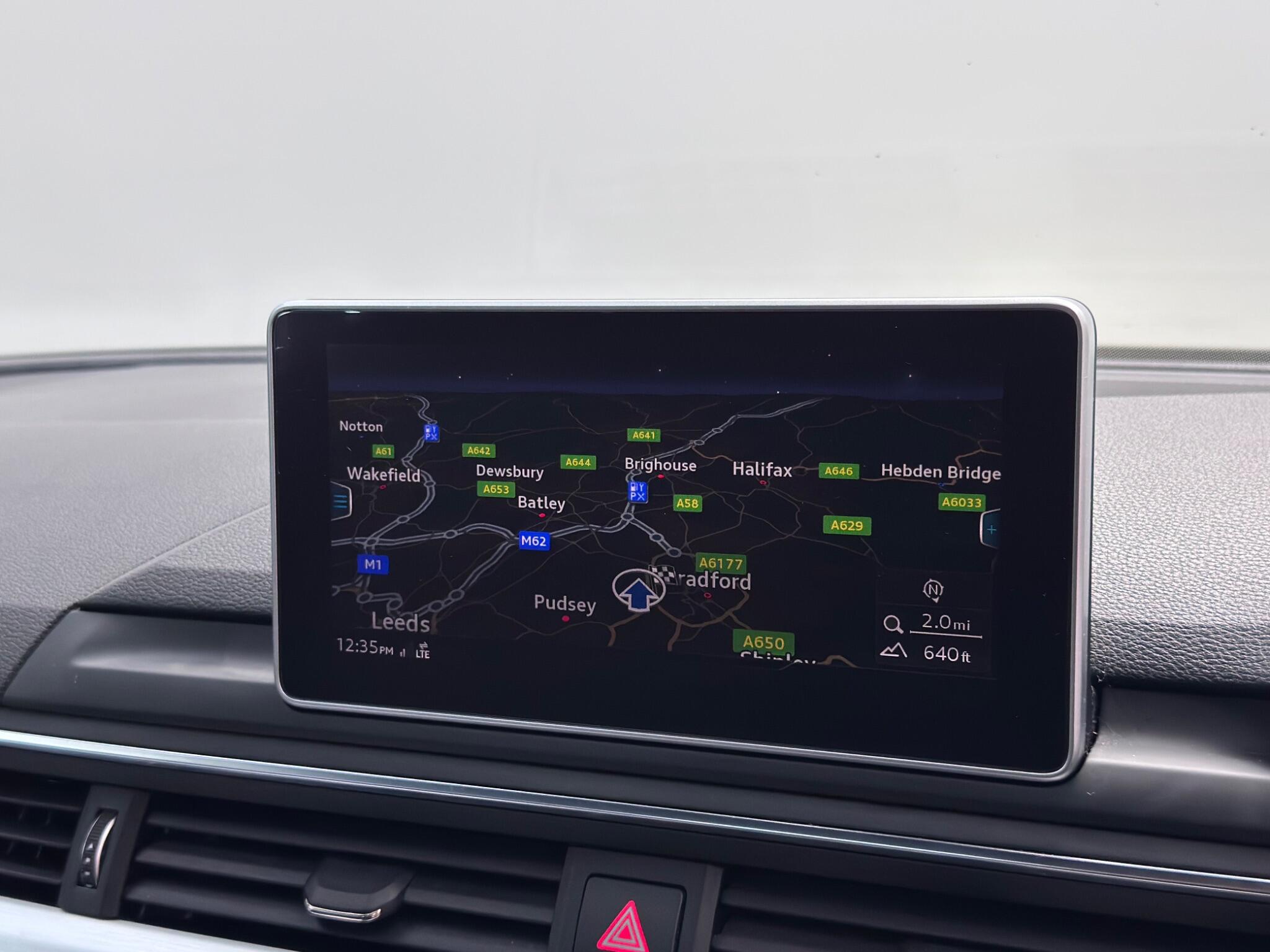 Audi A4 view 7