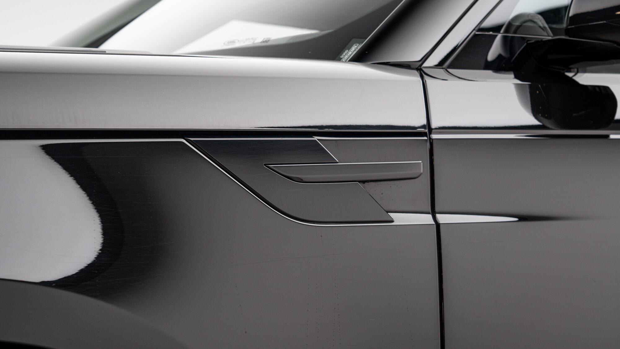 Land Rover Range Rover Sport view 11