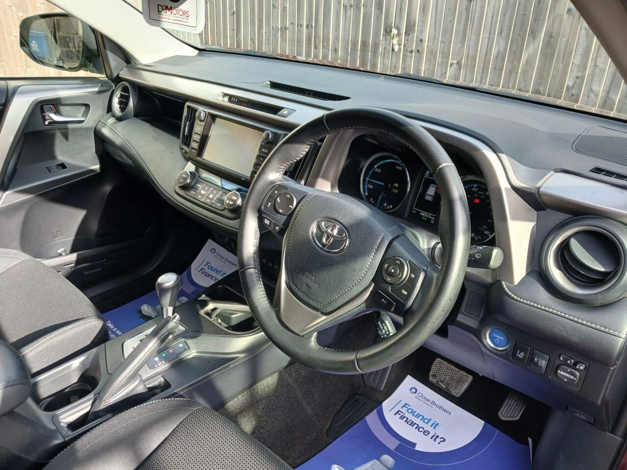 Toyota Rav4 view 29