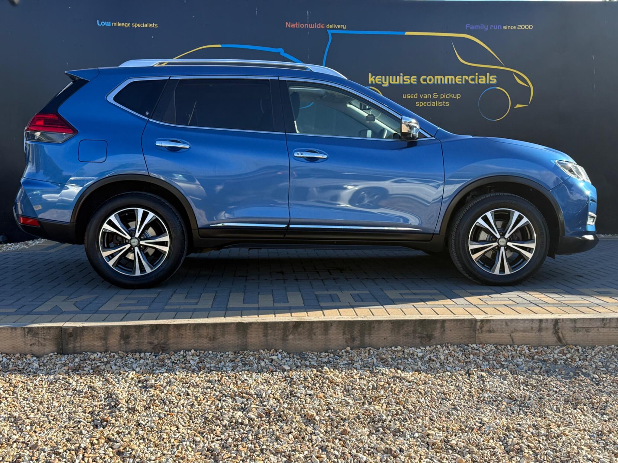 Nissan X-Trail view 7