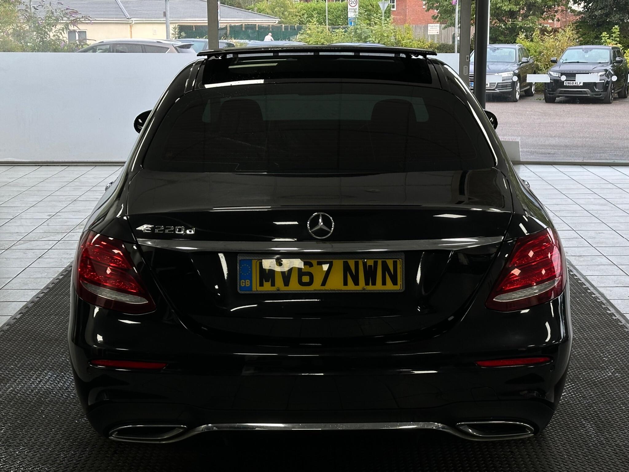 Mercedes-Benz E Class view 12