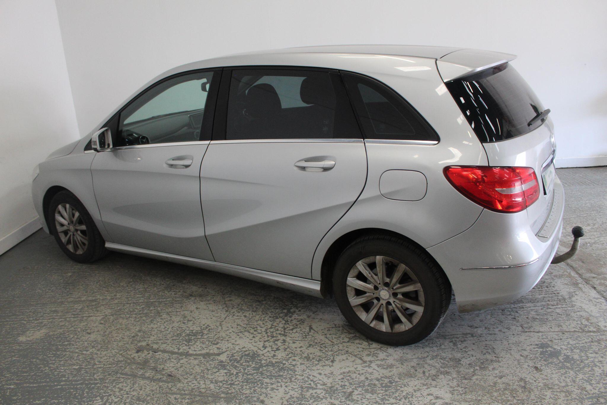 Mercedes-Benz B-Class view 10