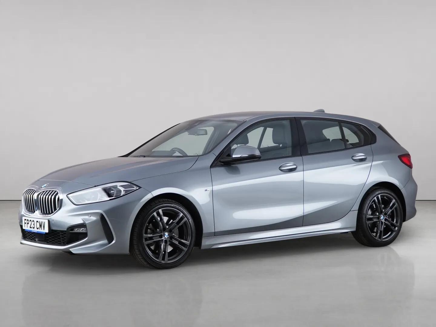 BMW 1 Series view 2