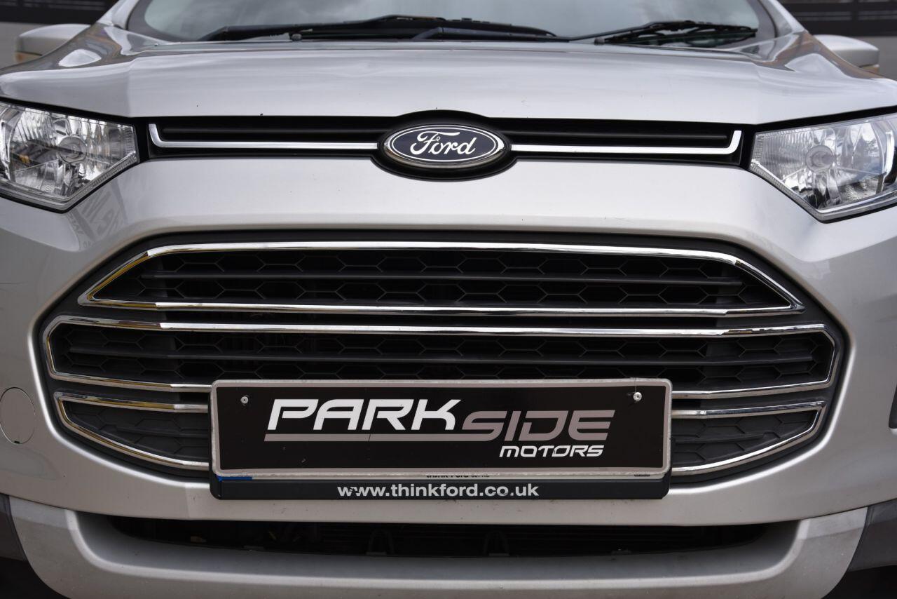 Ford Ecosport view 13