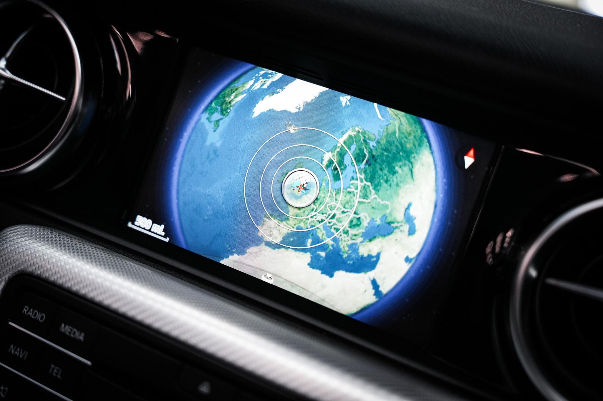 Mercedes-Benz SLC view 40