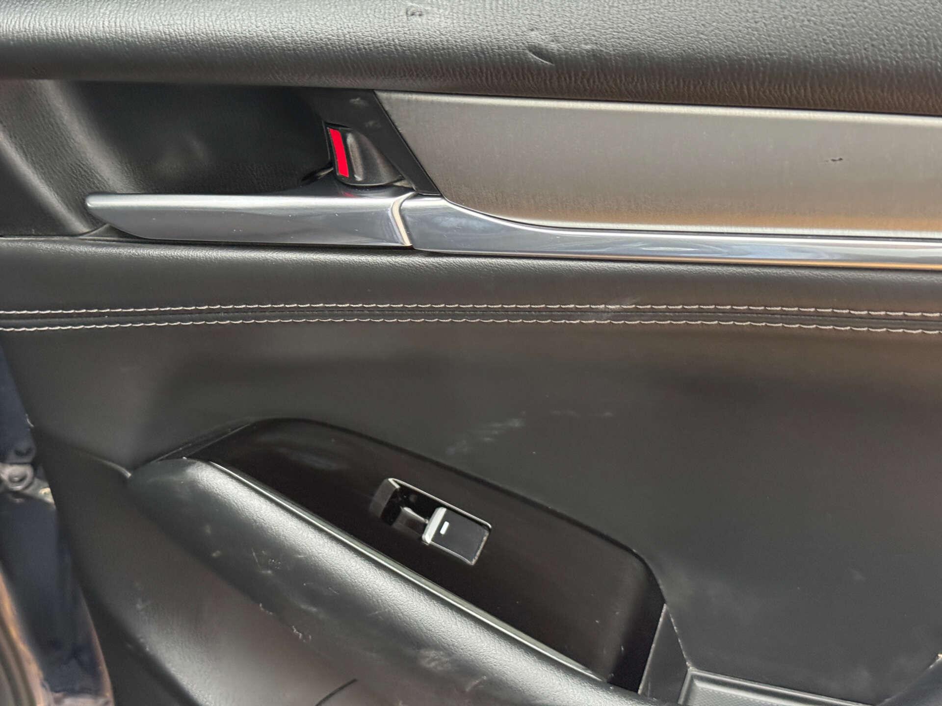 Mazda Skyactiv-G view 24