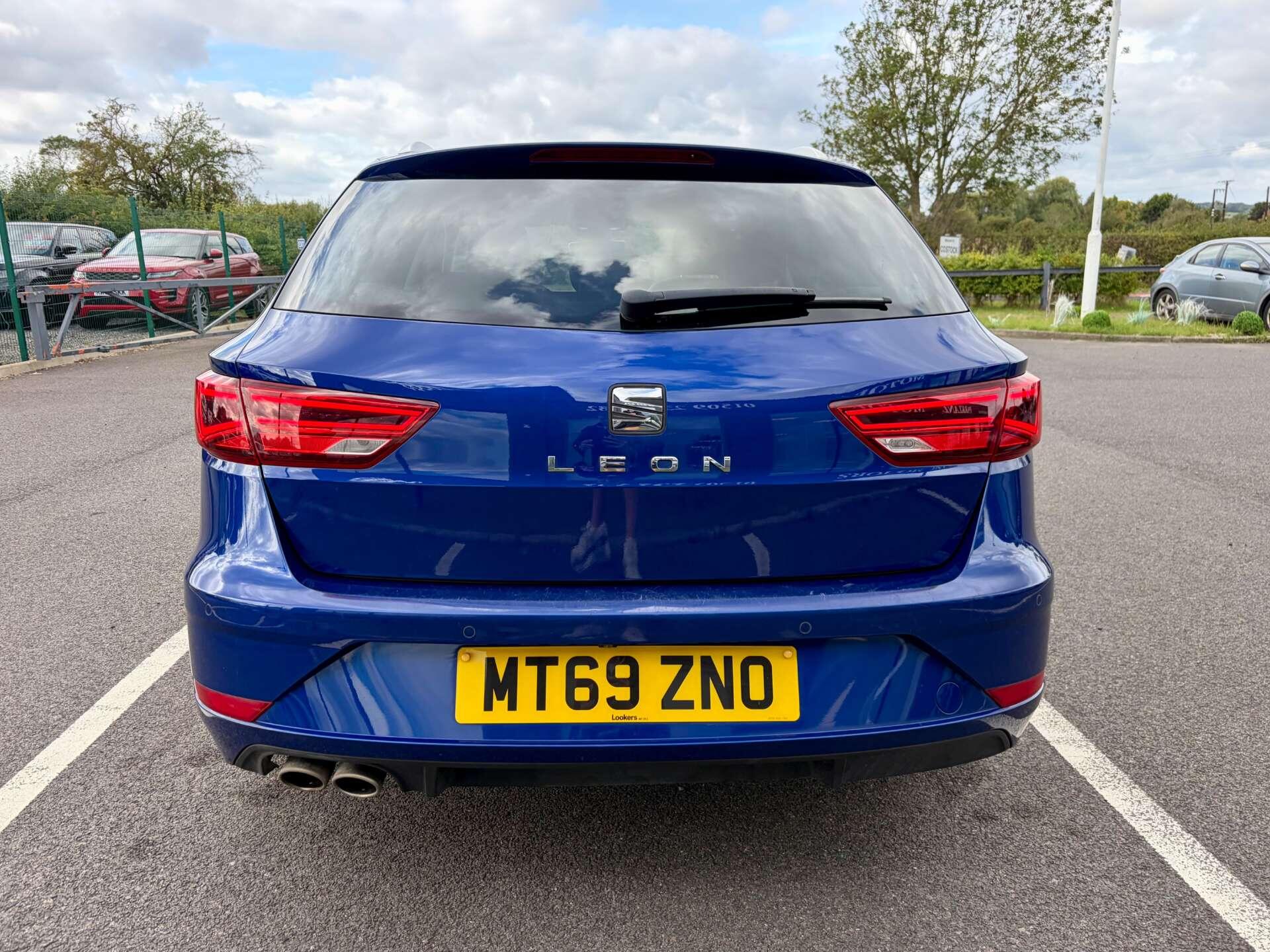 Seat Leon Leon view 7