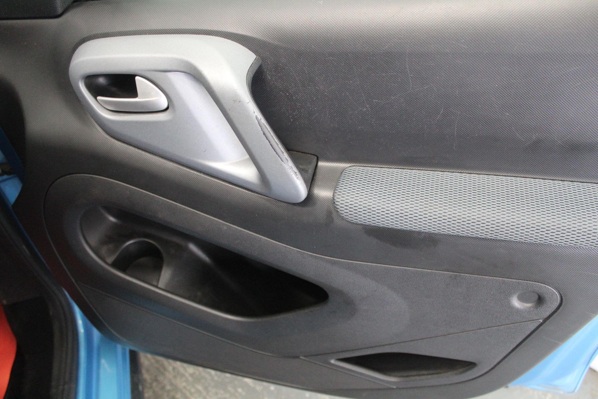 Citroen Berlingo view 45