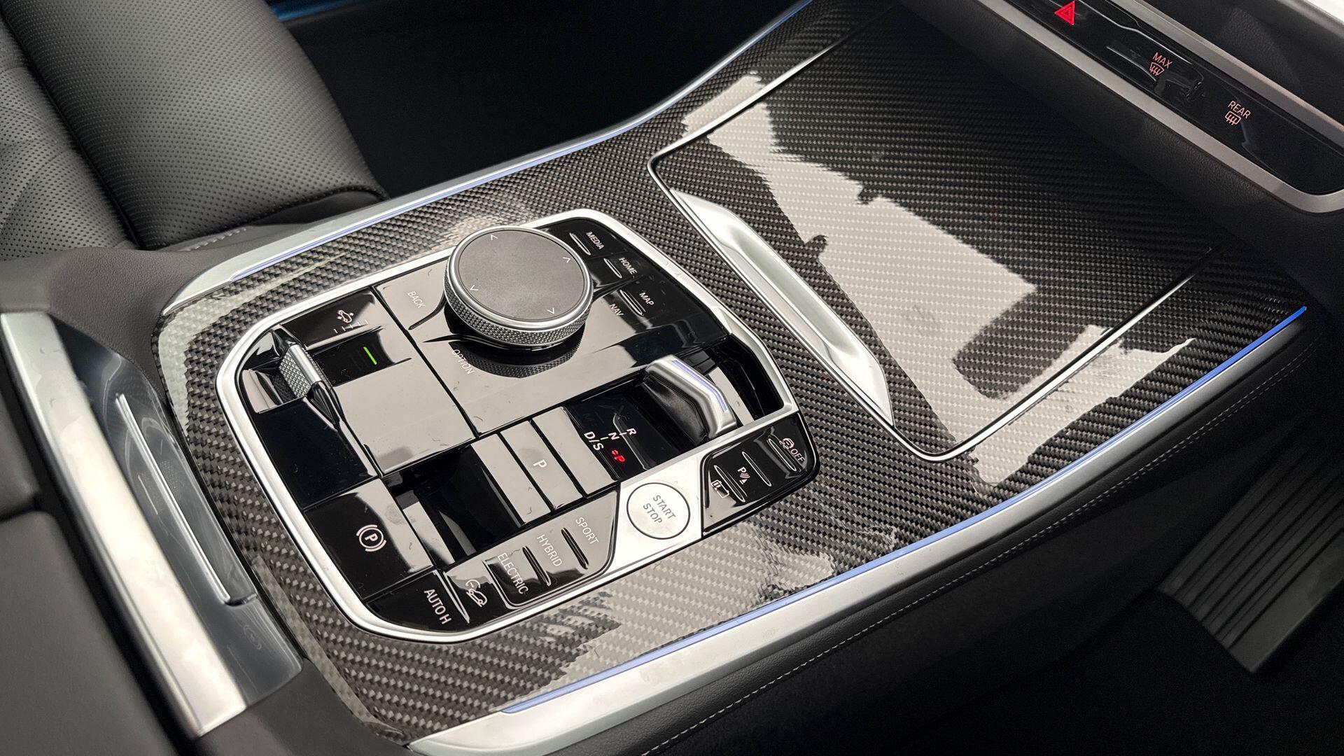 BMW X5 view 10