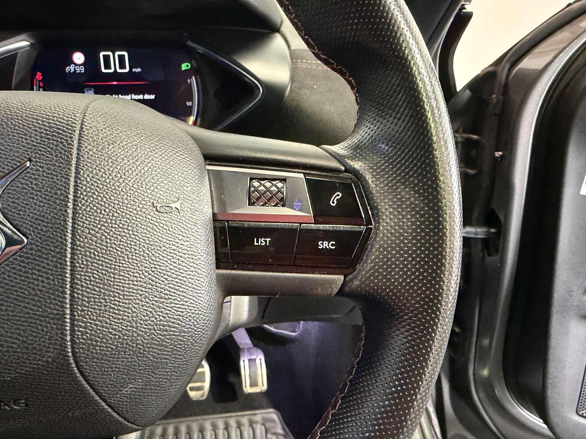 DS Automobiles DS 3 Crossback view 27