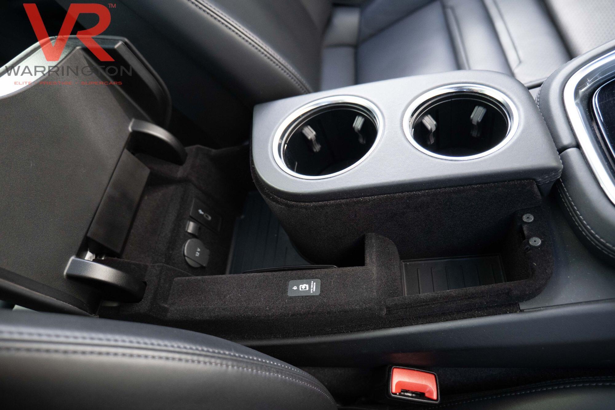 Porsche Panamera view 21