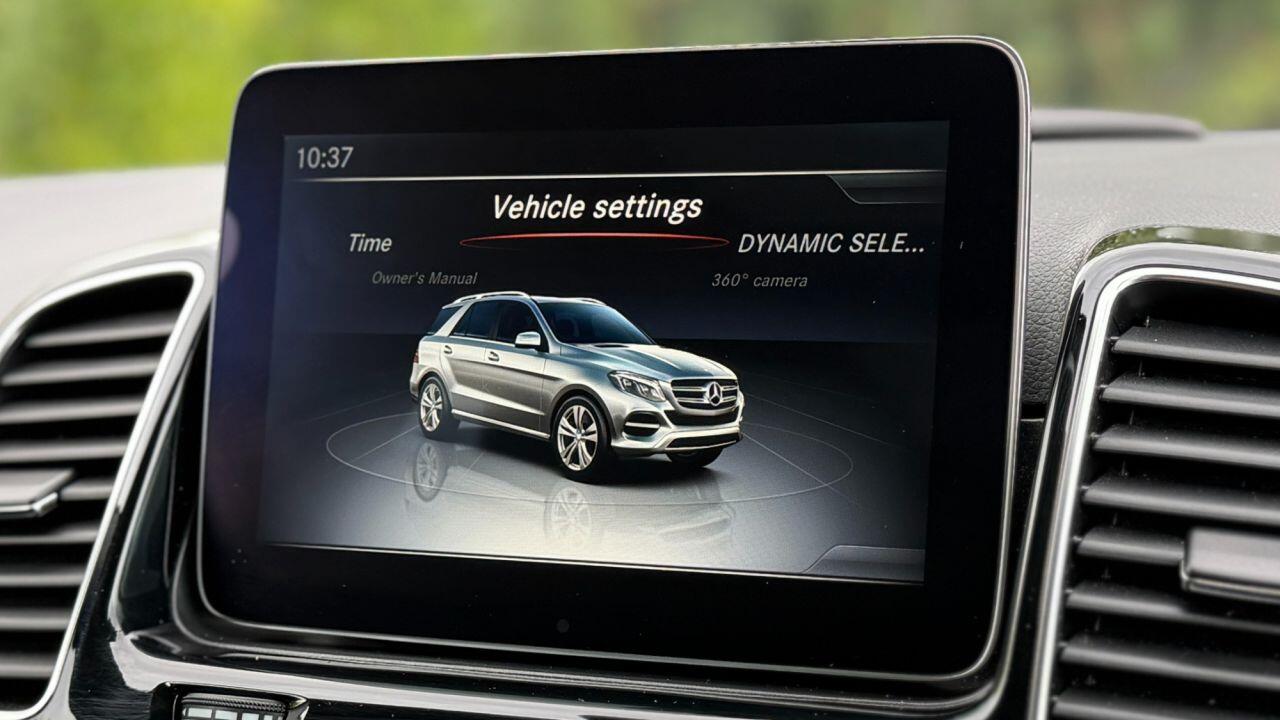 Mercedes-Benz Gle view 27