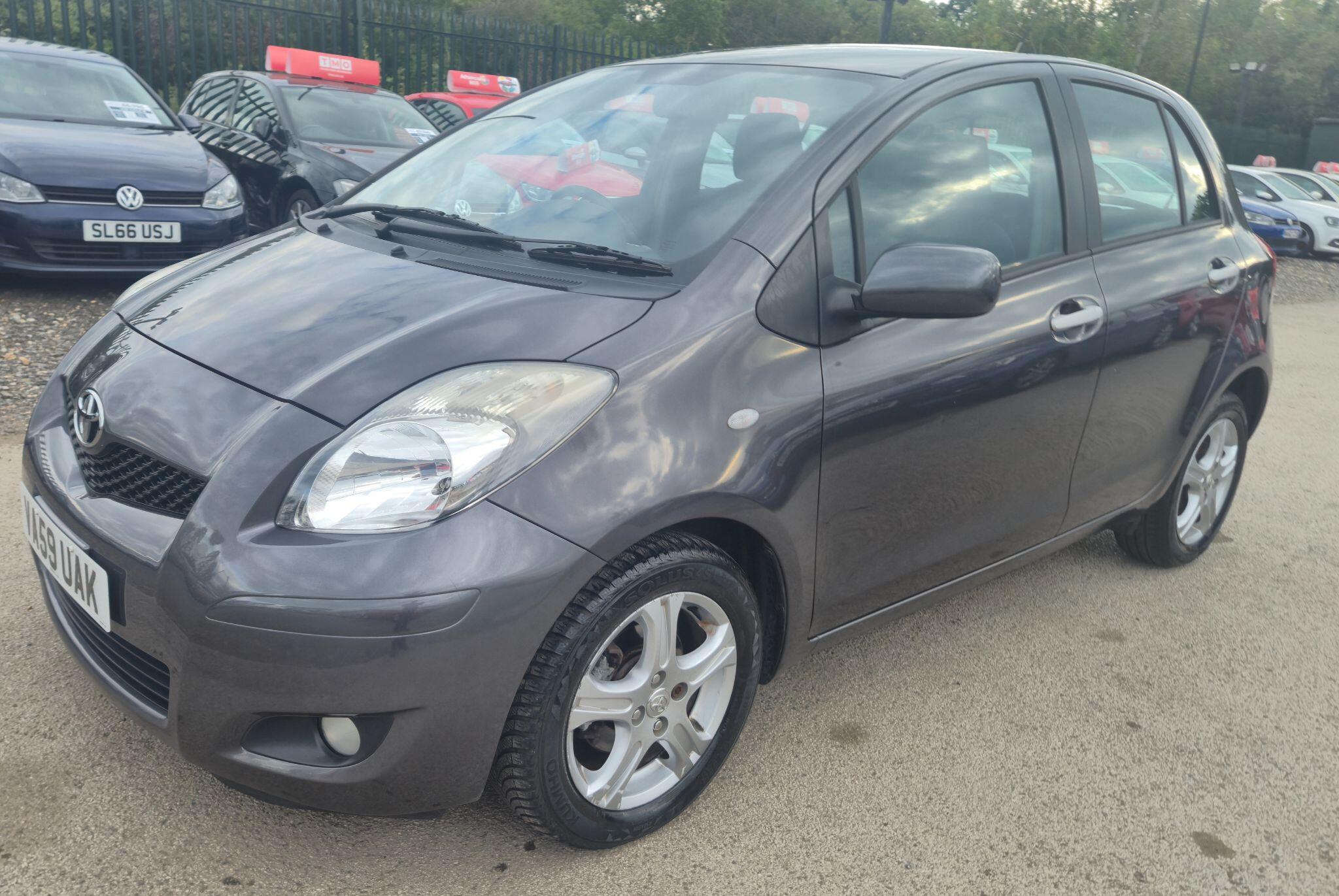 Toyota Yaris view 6