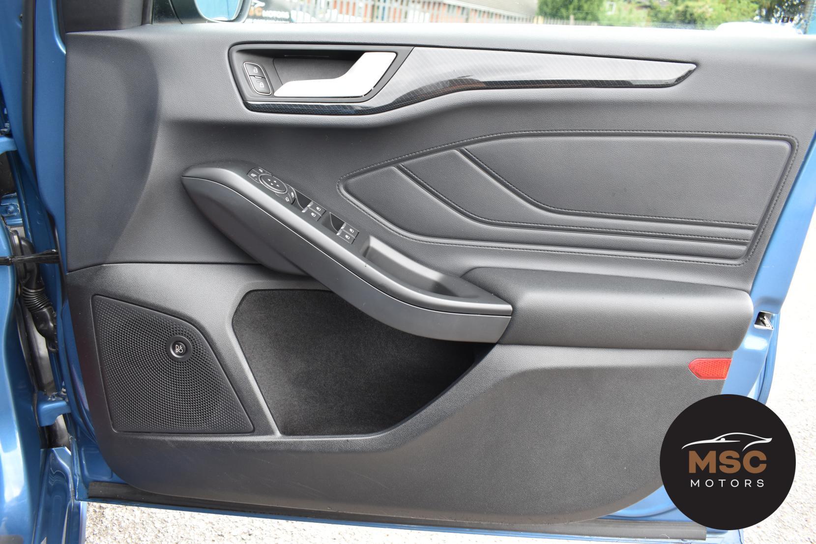 Ford Focus view 64