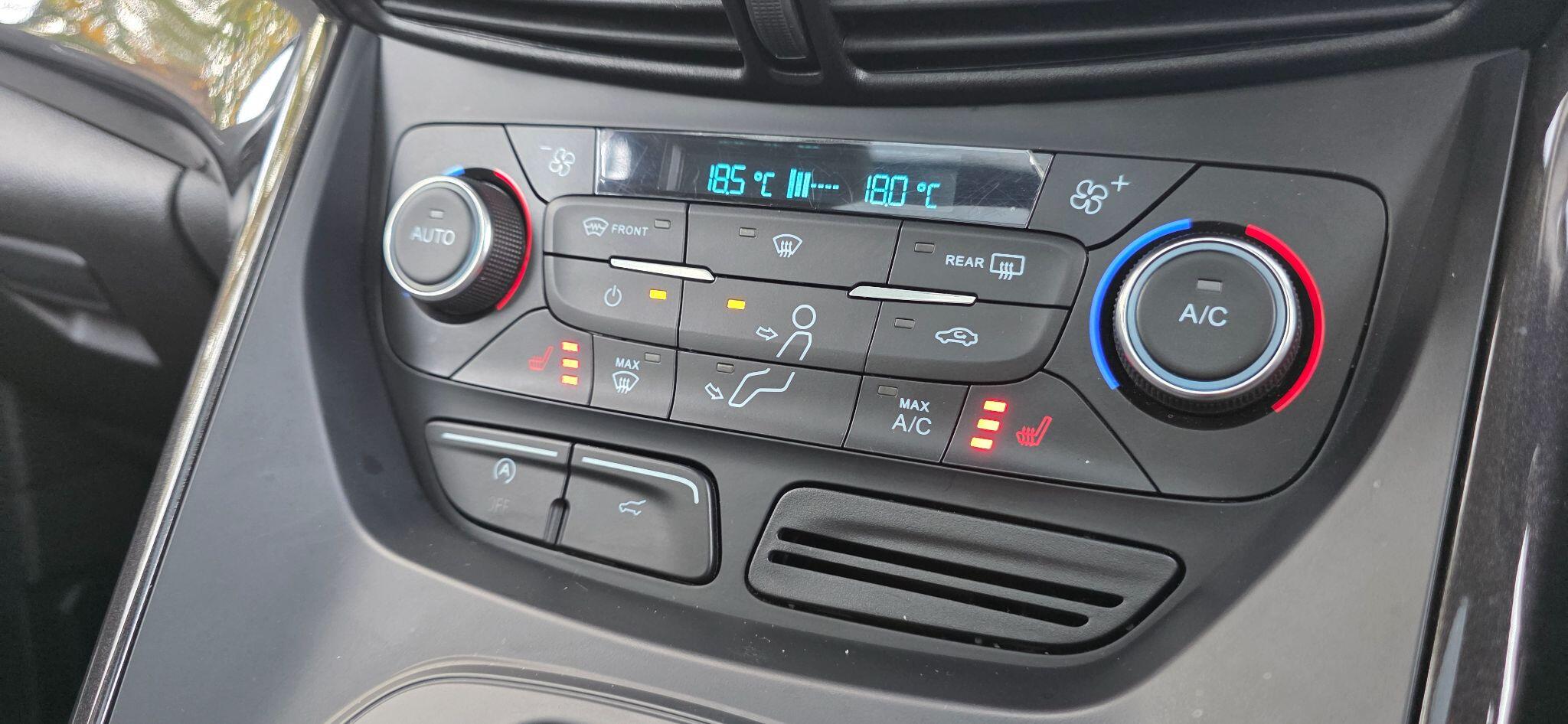 Ford Kuga view 43