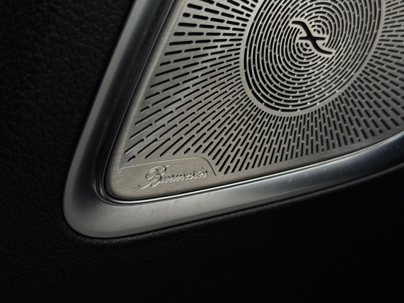 Mercedes-Benz C Class view 53