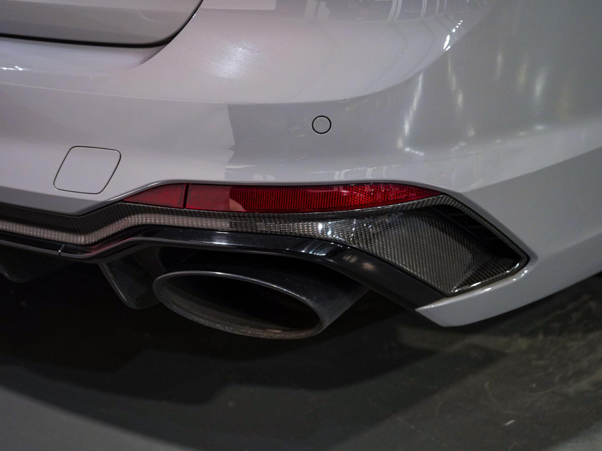 Audi RS4 view 66