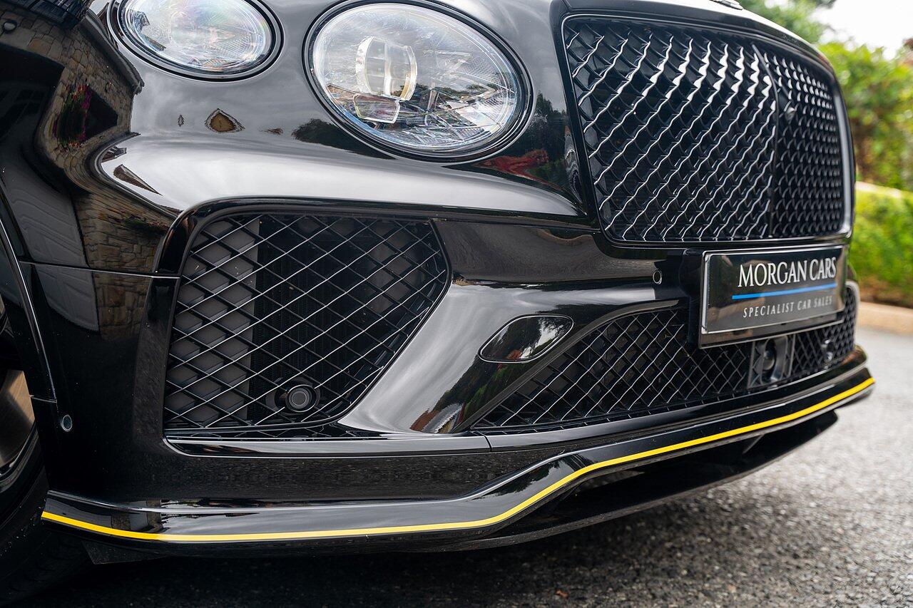 Bentley Bentayga view 33
