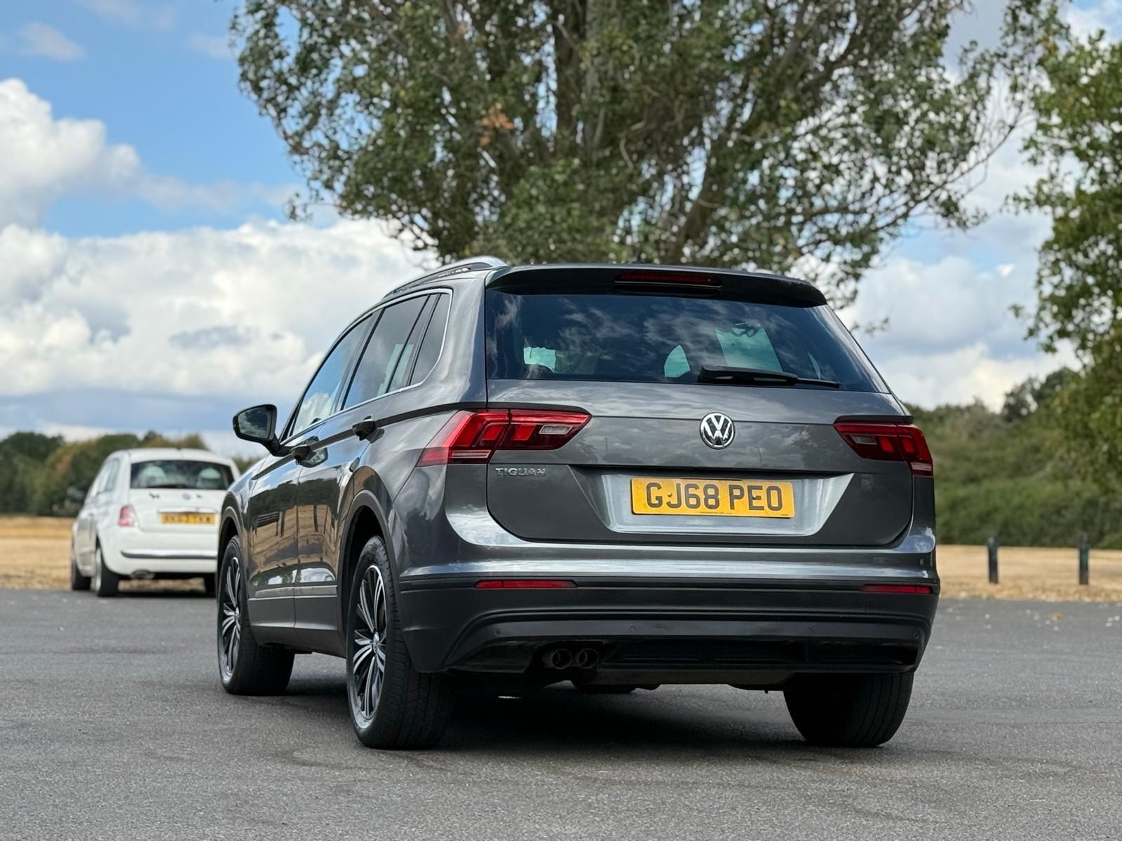 Volkswagen Tiguan view 17