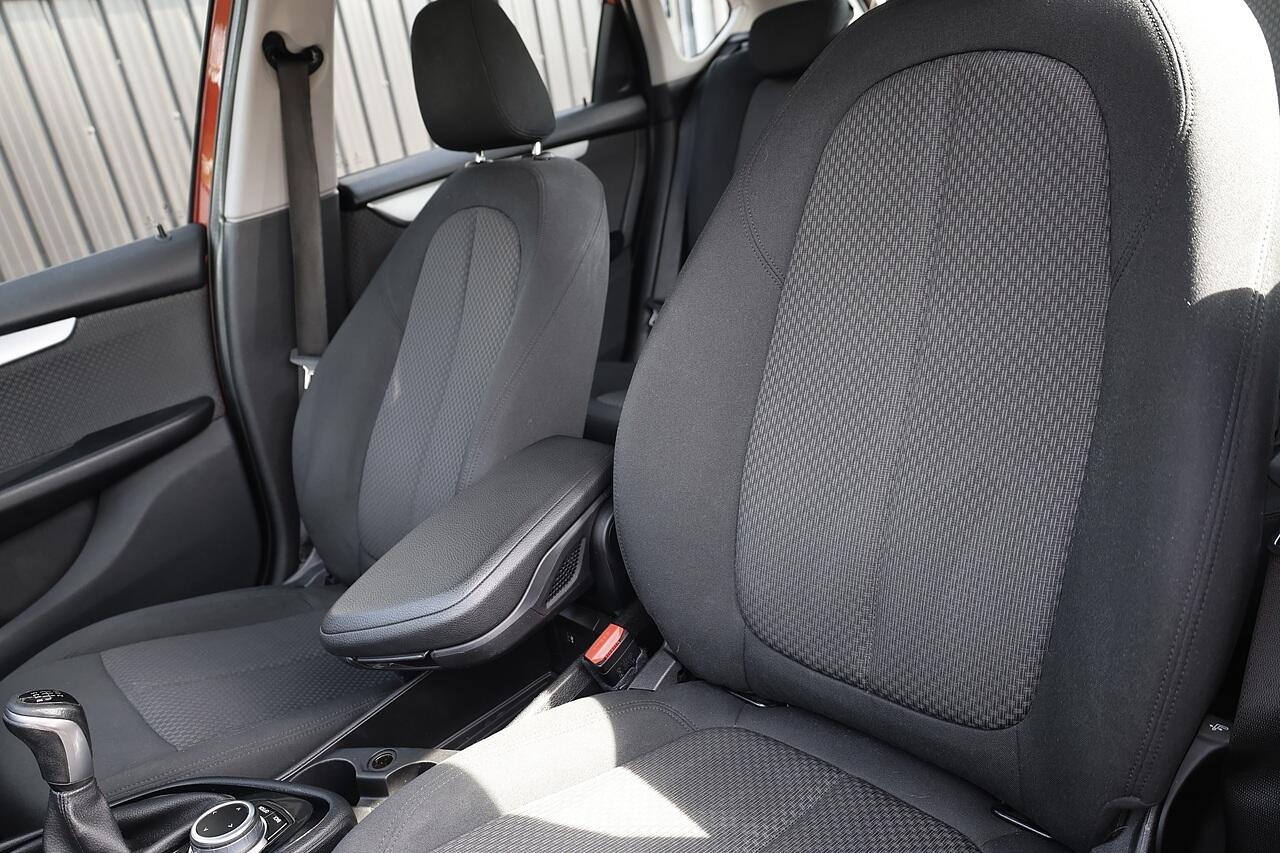 BMW 2 Series Active Tourer view 11