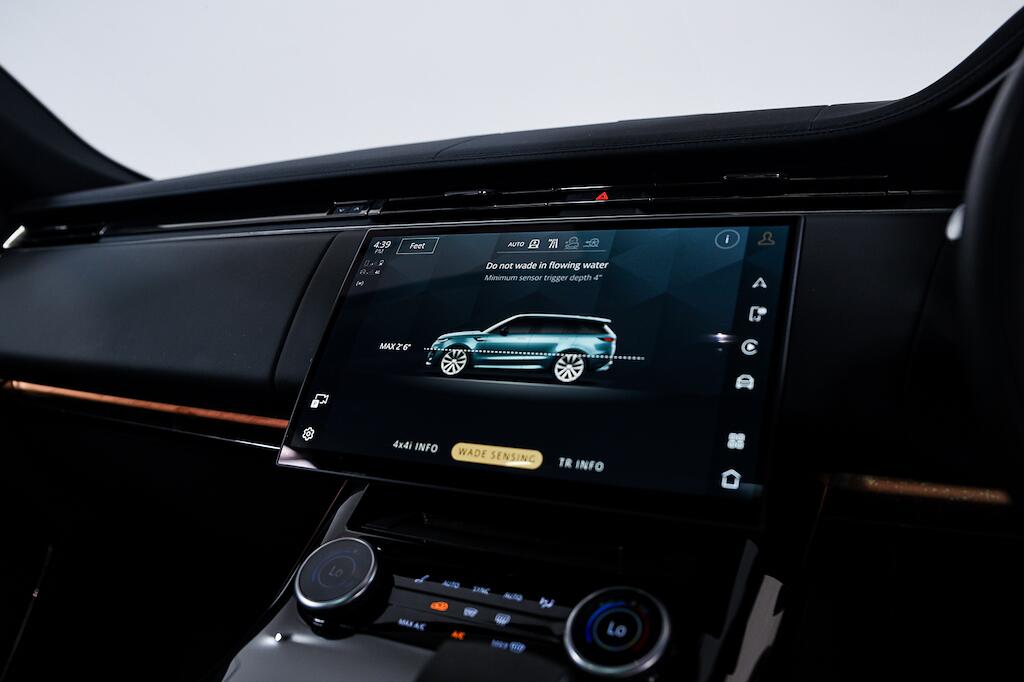 Land Rover Range Rover Sport view 24