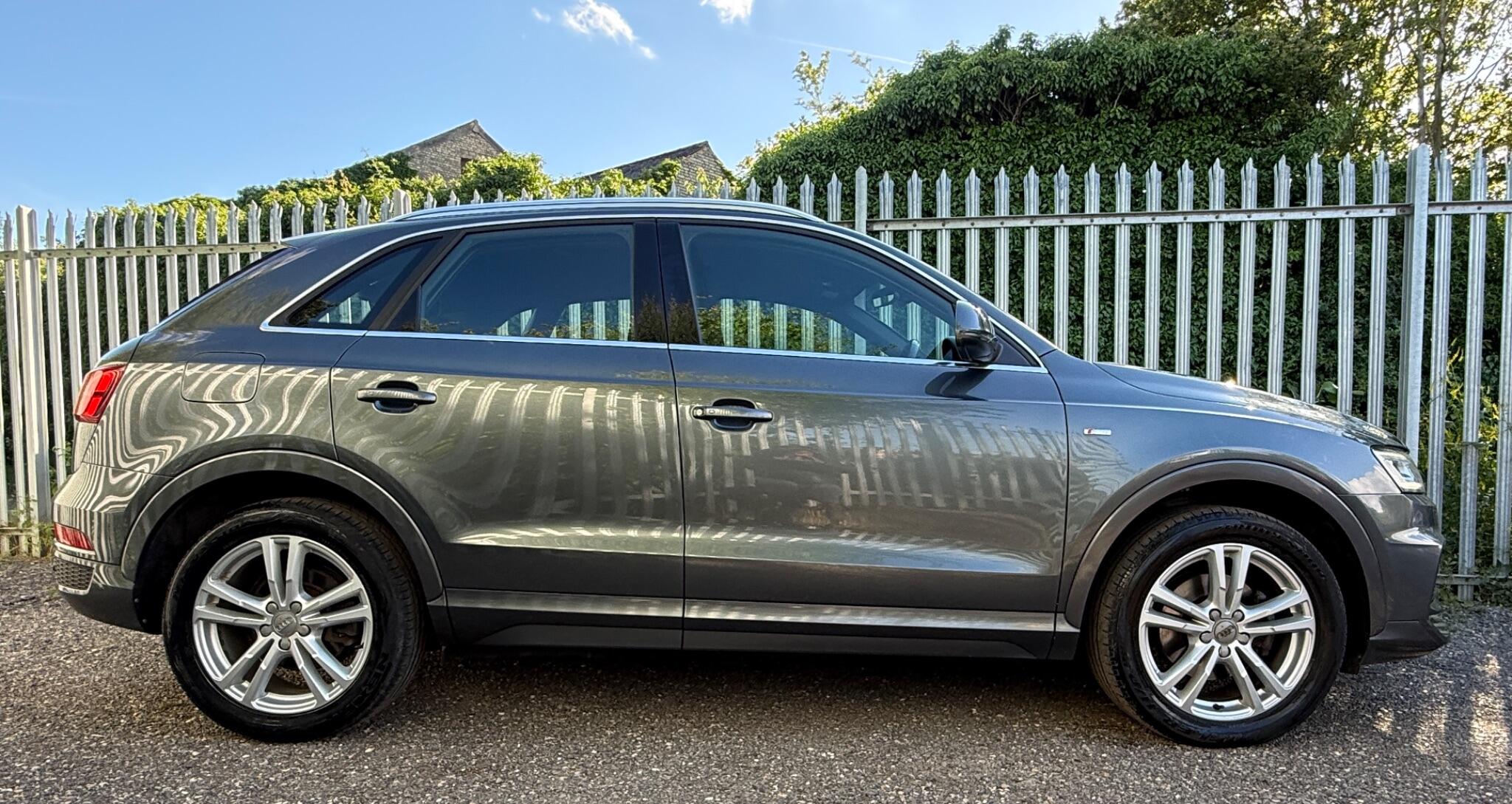2017 Audi Q3 image 16