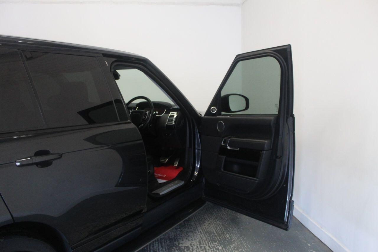 Land Rover Range Rover view 26
