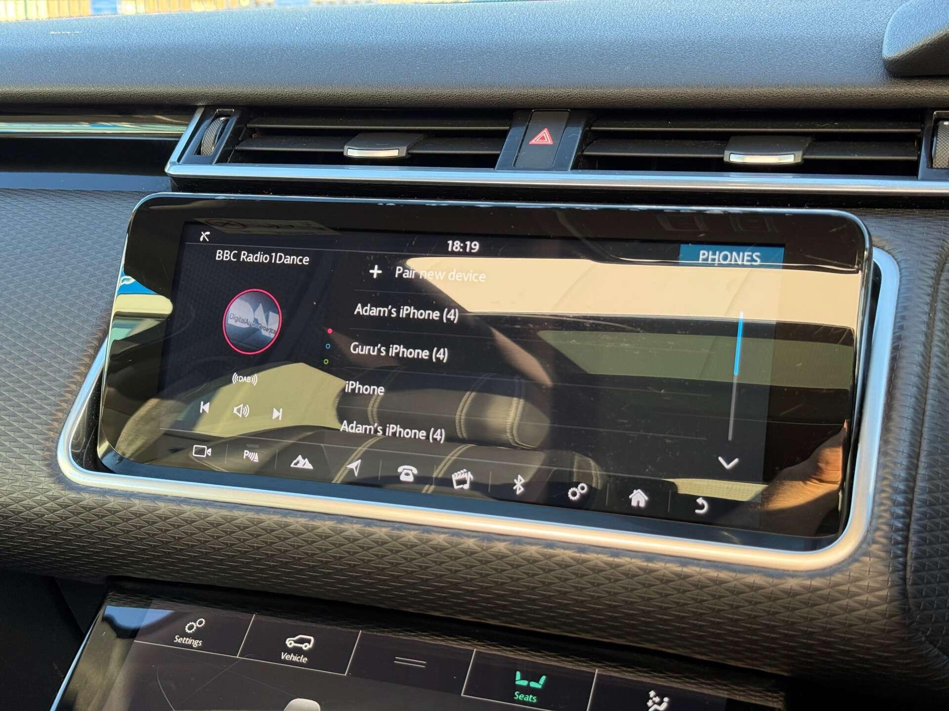 Land Rover Range Rover Velar view 58
