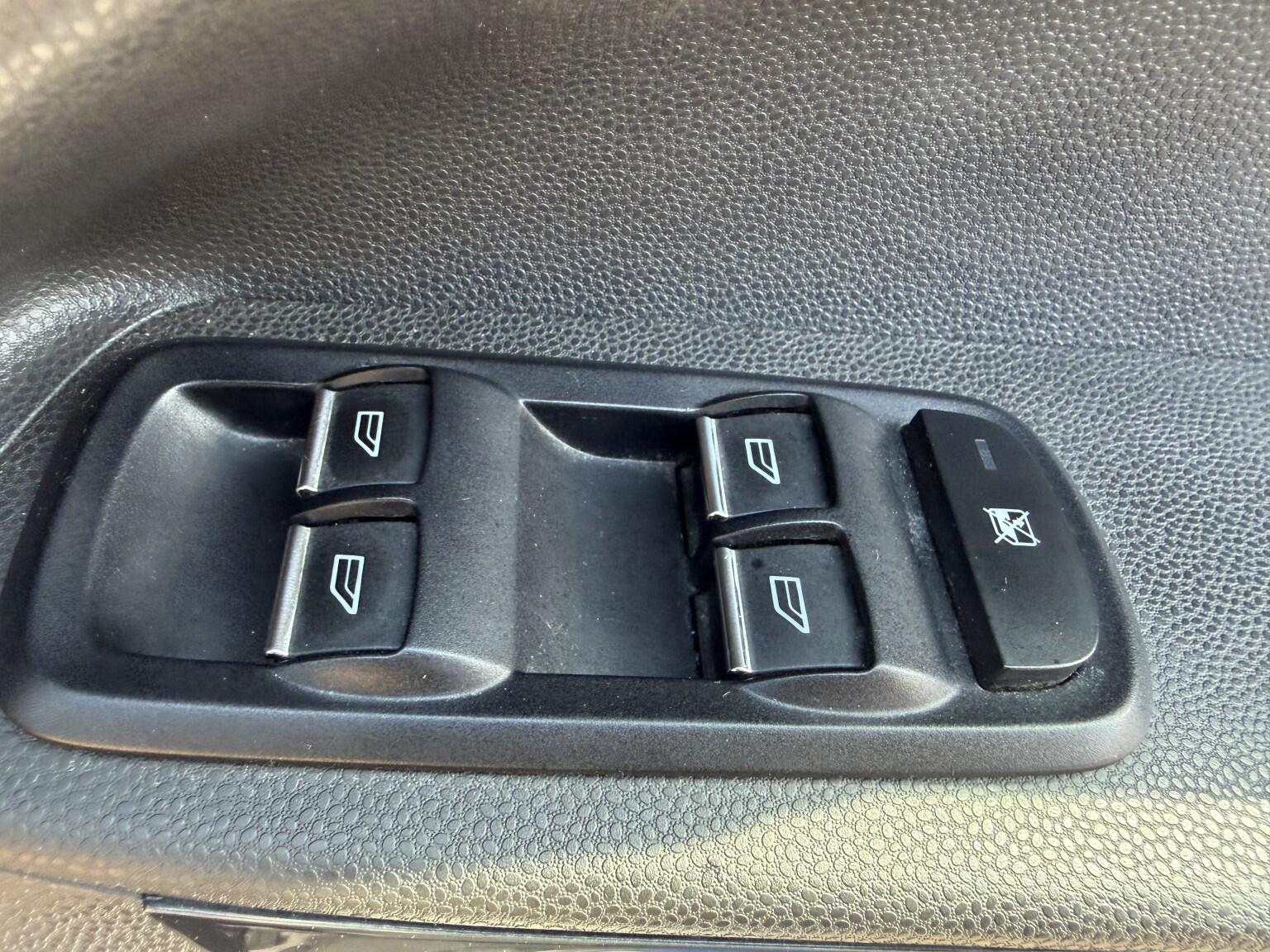 Ford Ecosport view 30