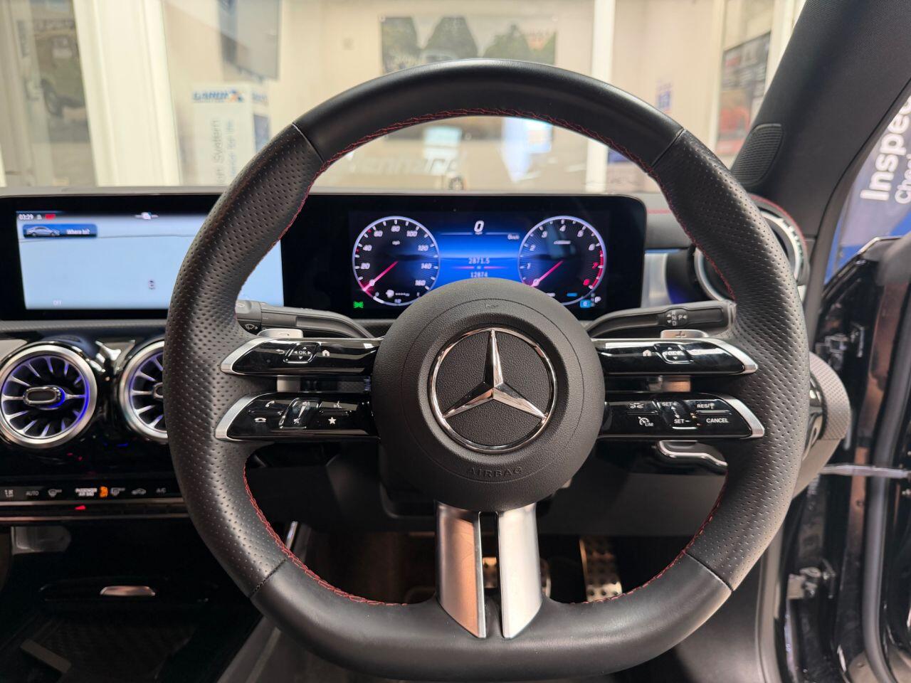 Mercedes-Benz Cla view 12