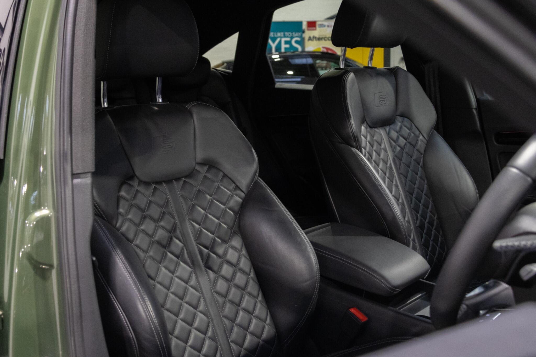 Audi Q5 view 14