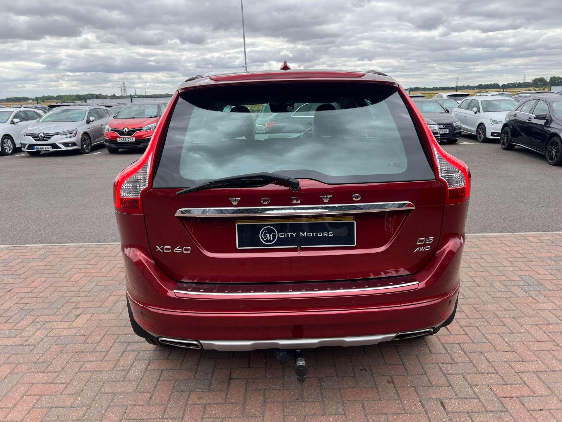Volvo XC60 view 10
