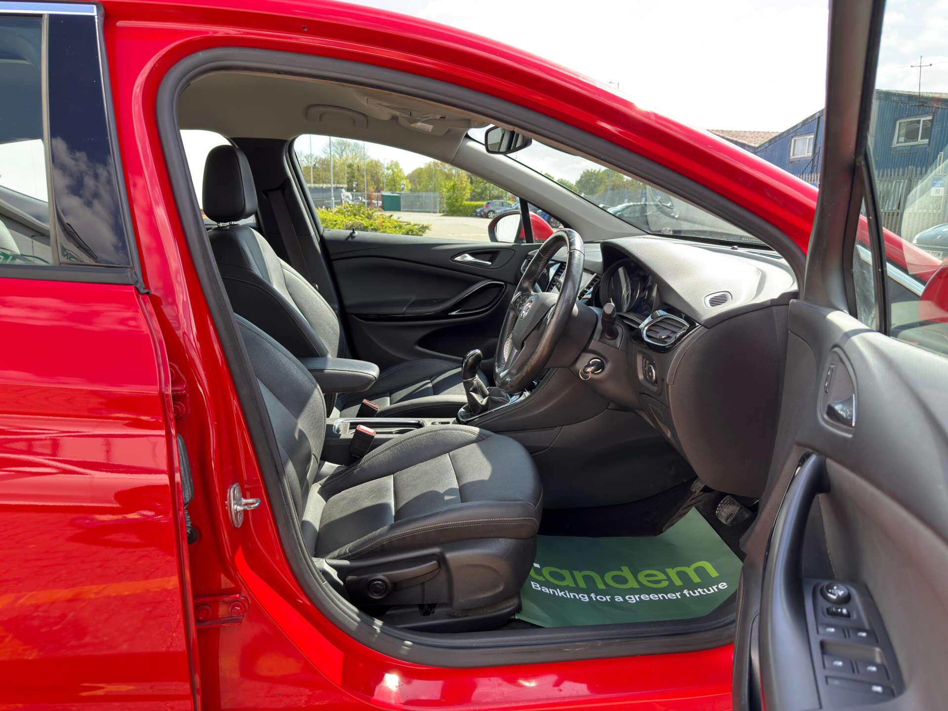 Vauxhall Astra view 26