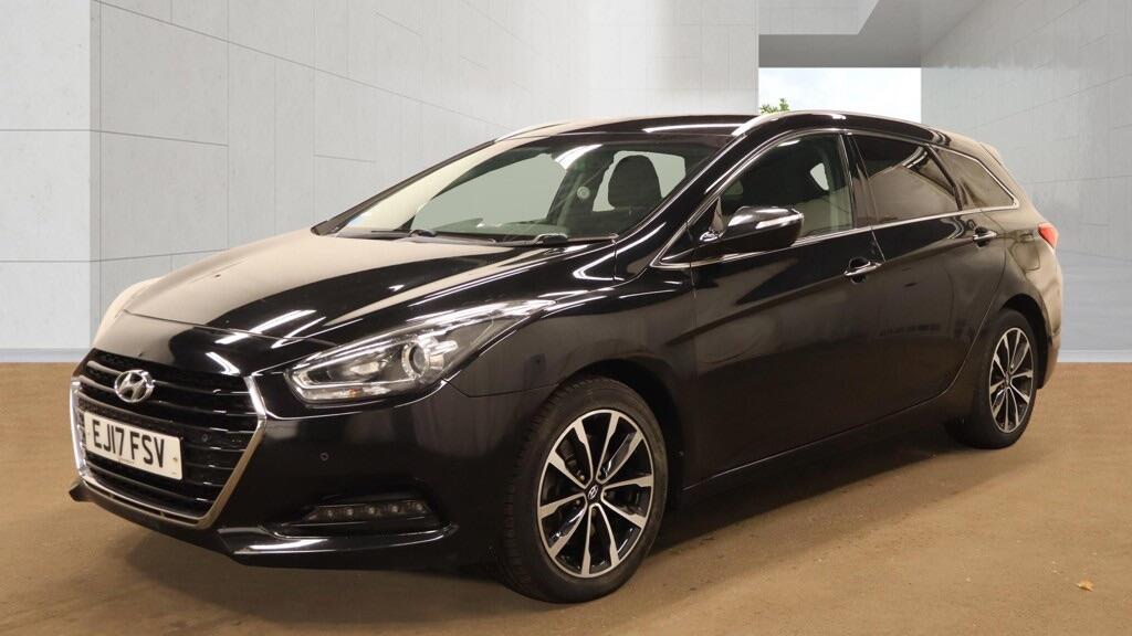 Hyundai I40 view 2