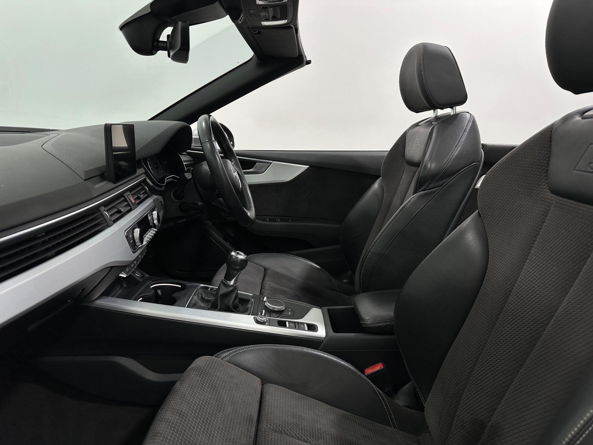 Audi A5 view 36