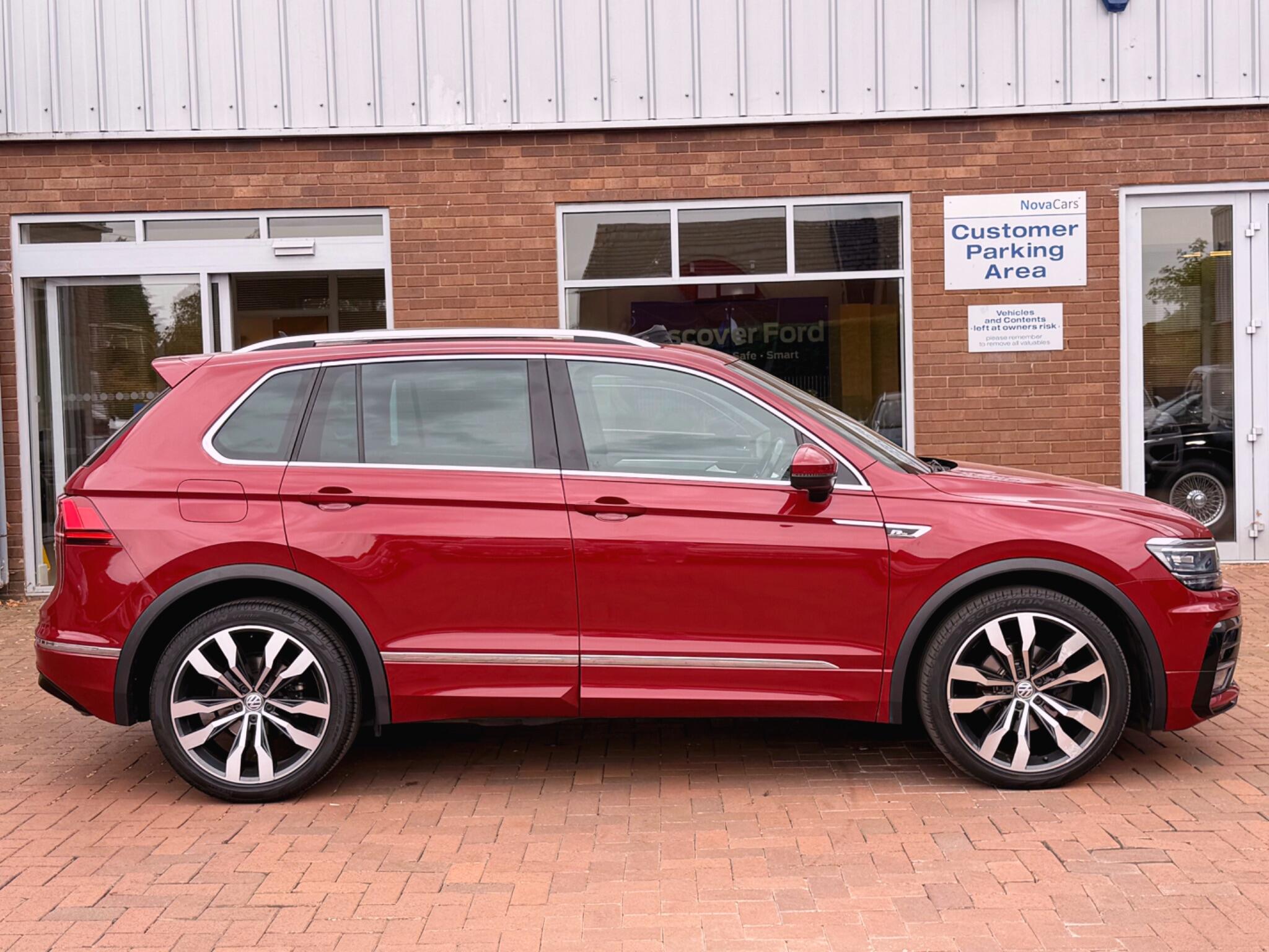 Volkswagen Tiguan view 16