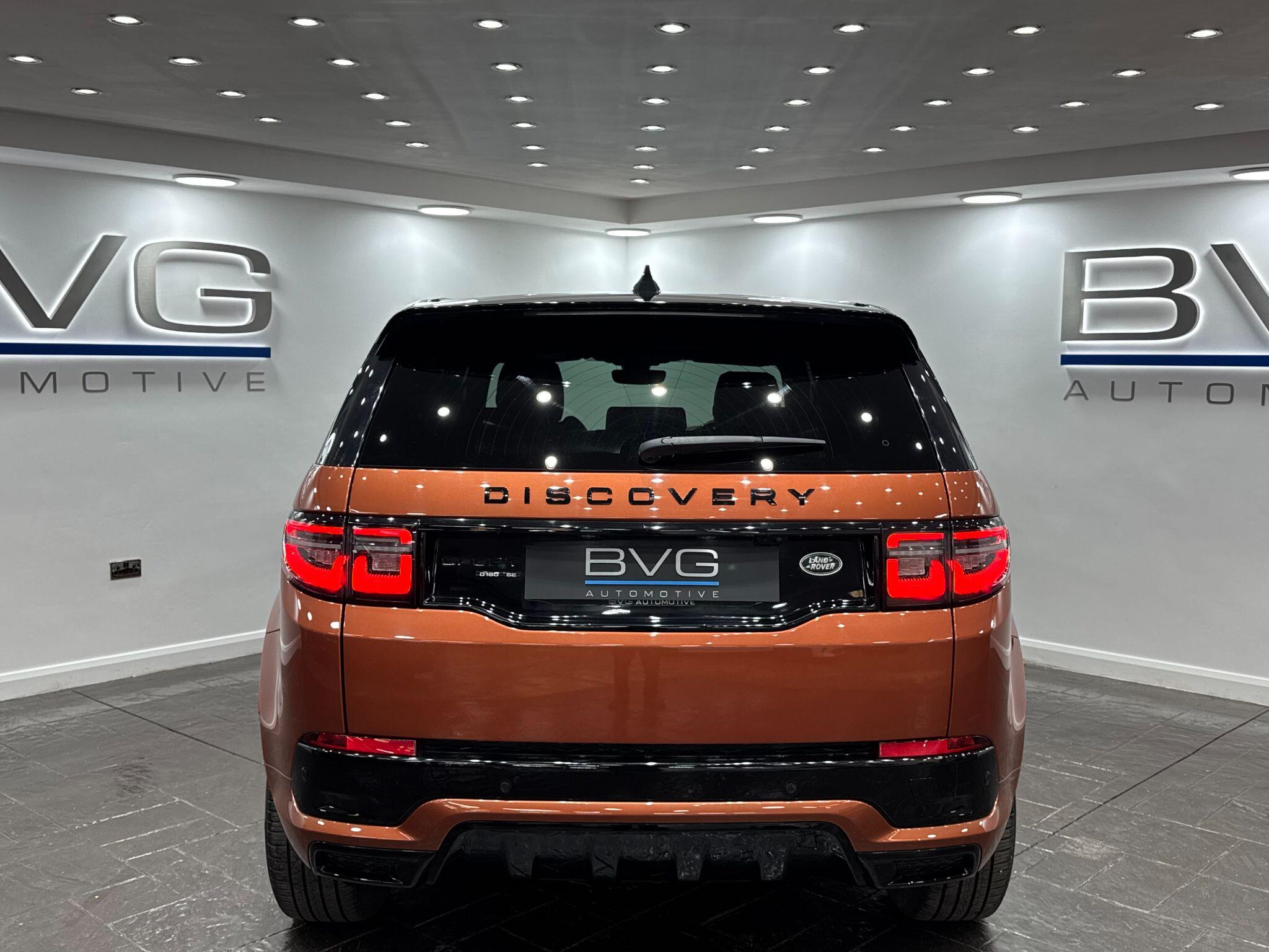 Land Rover Discovery Sport view 18