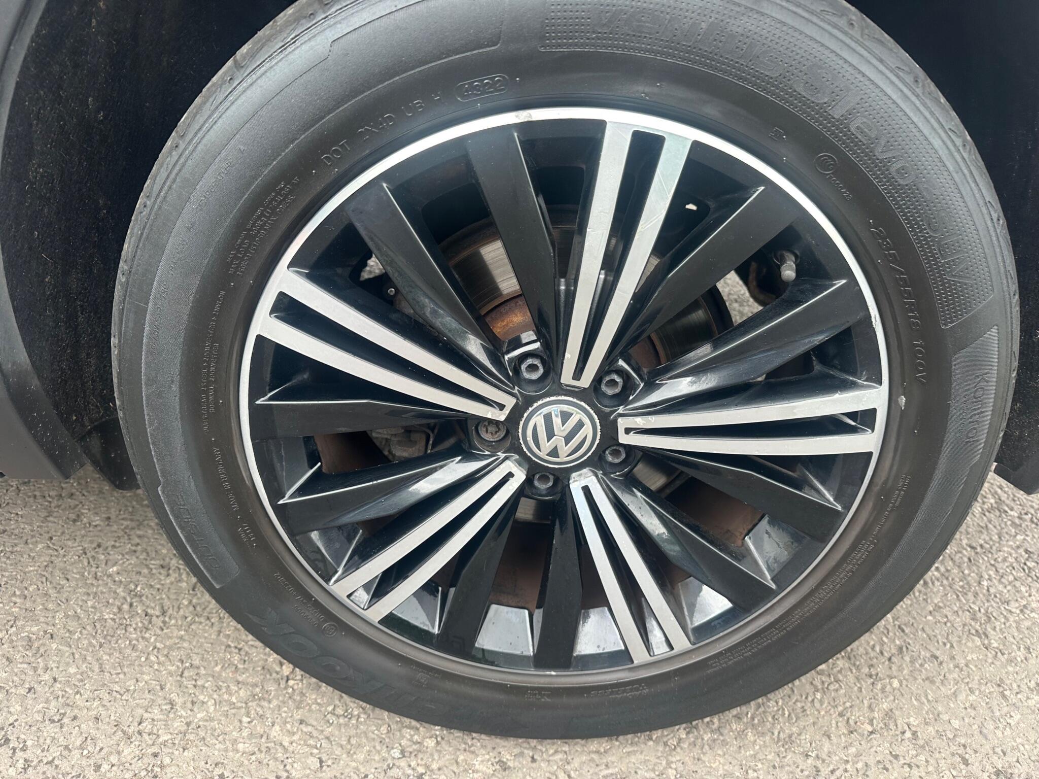 Volkswagen Tiguan view 33