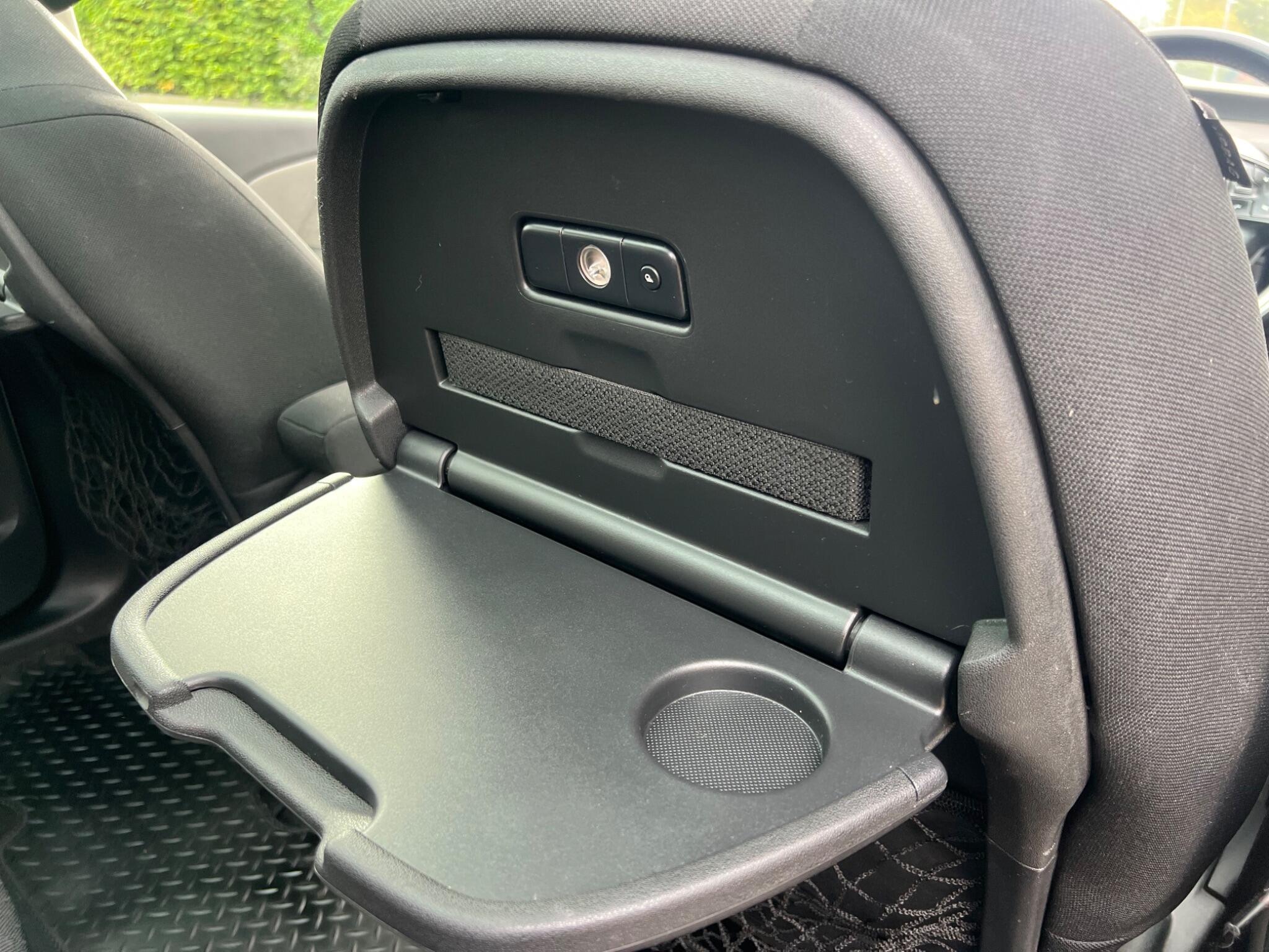 Citroen Grand C4 Picasso view 50