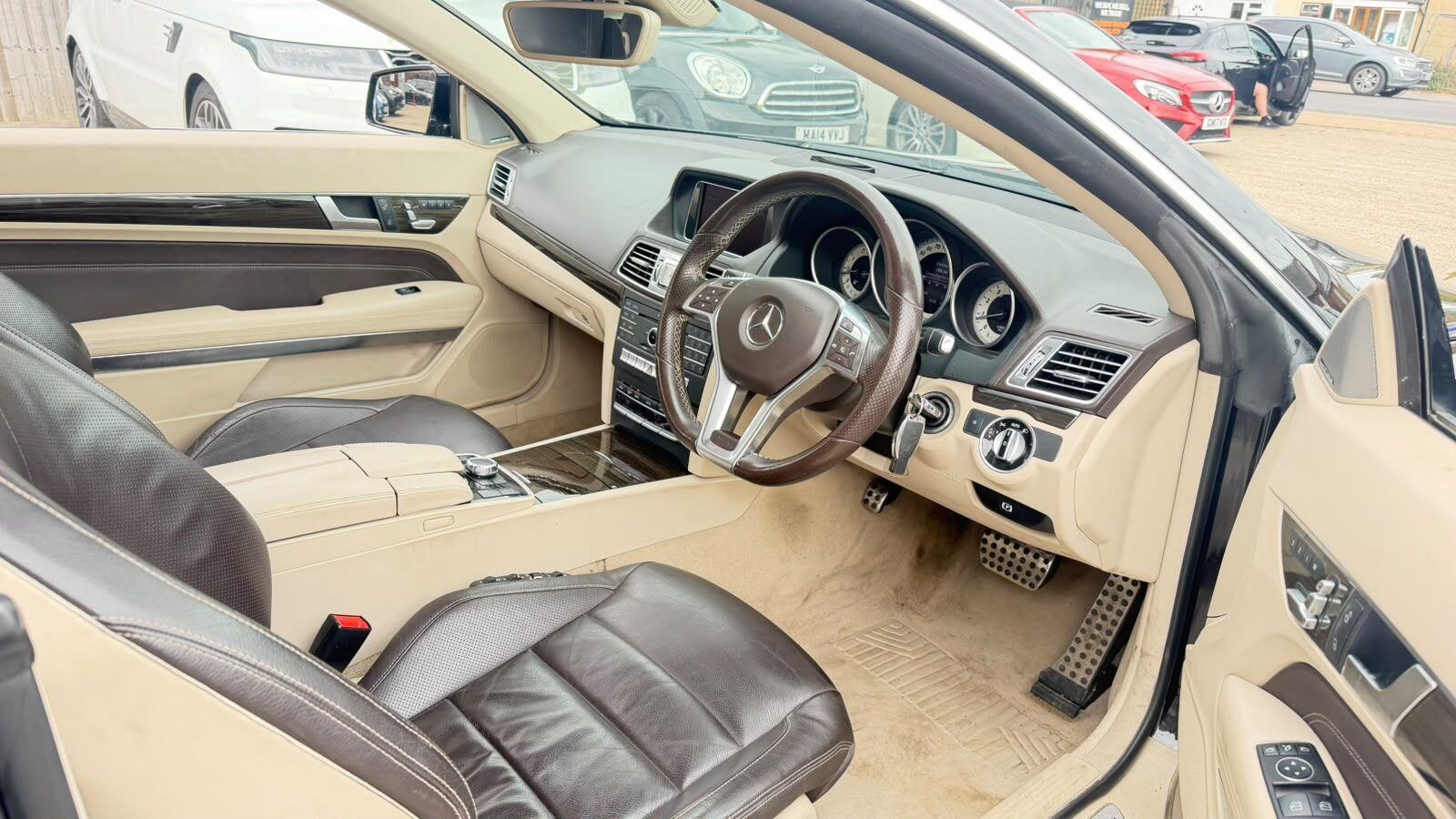 Mercedes-Benz E-Class view 10