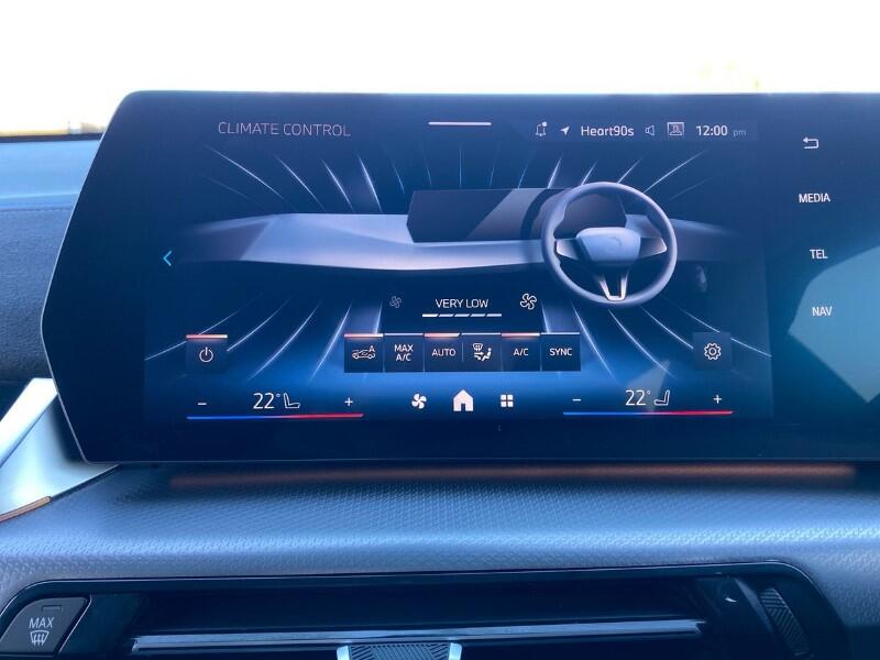 BMW iX2 view 31