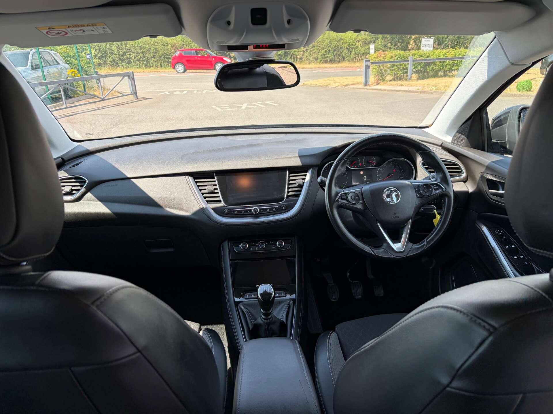Vauxhall Grandland X view 32