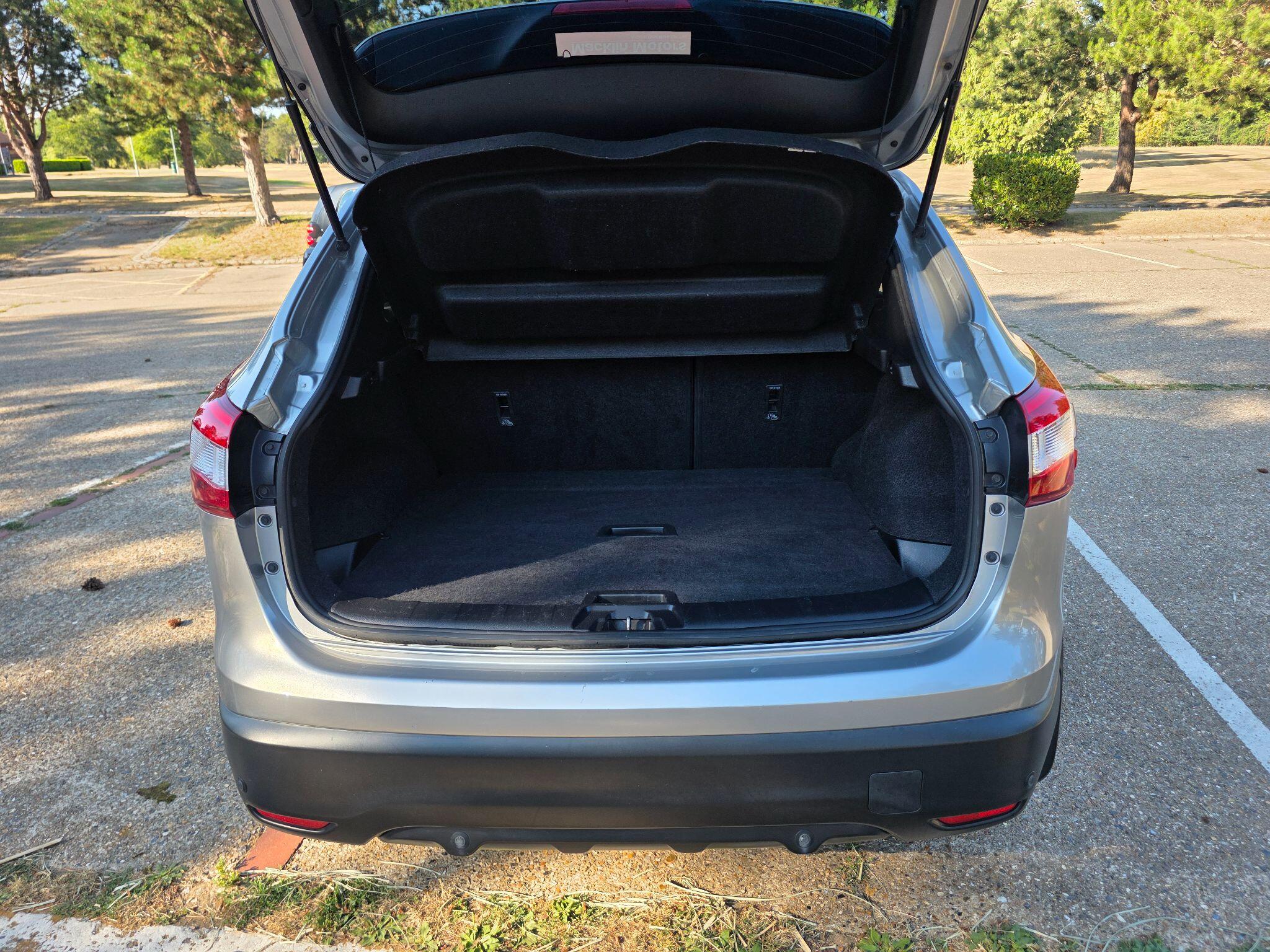Nissan Qashqai view 11
