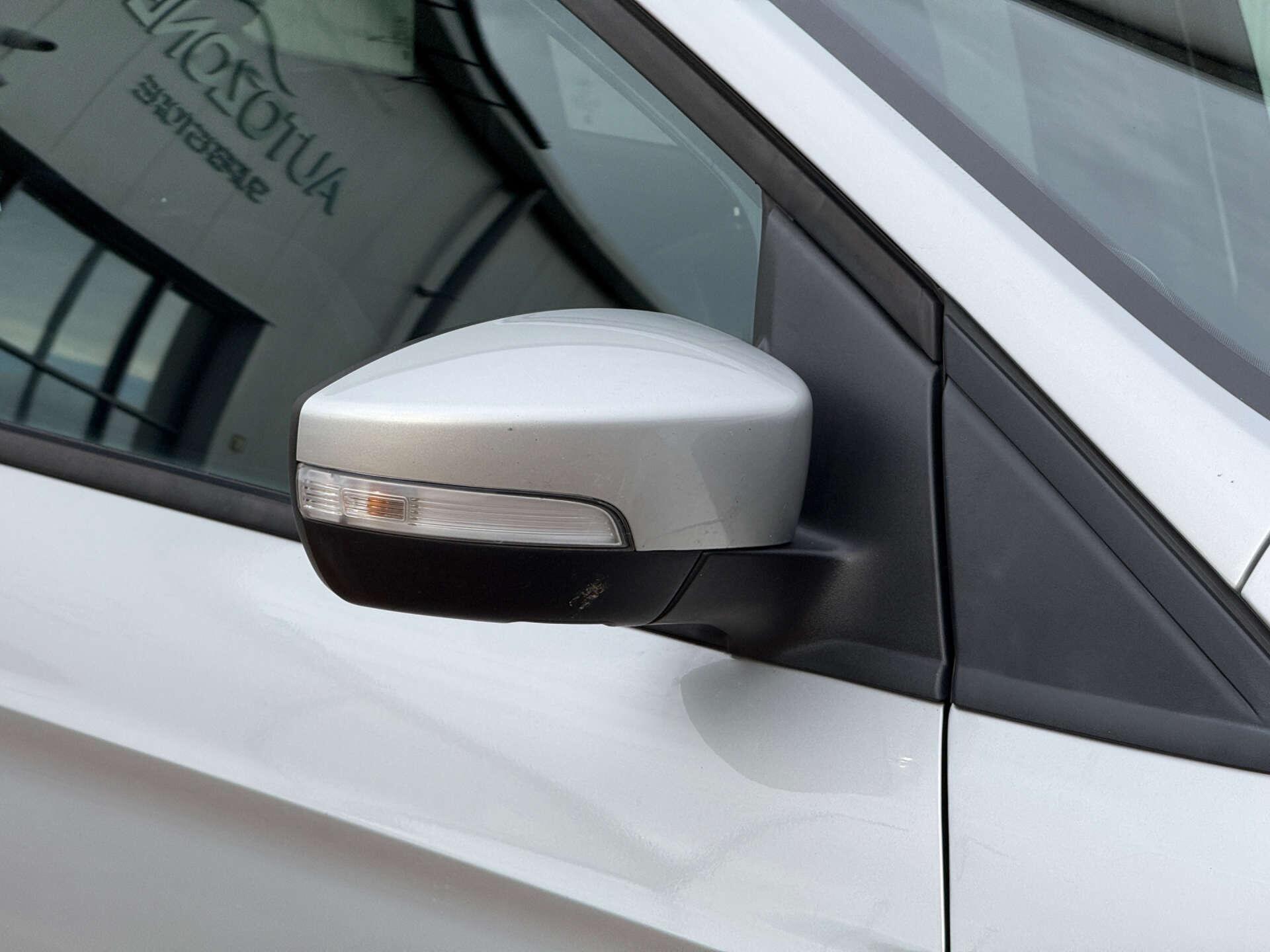 Ford Kuga view 14